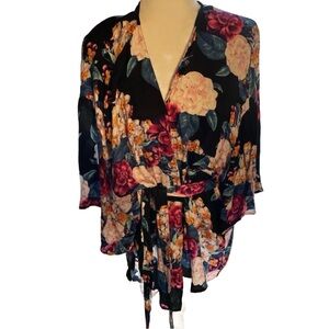 Mink pink blue floral cover up robe size xs/s